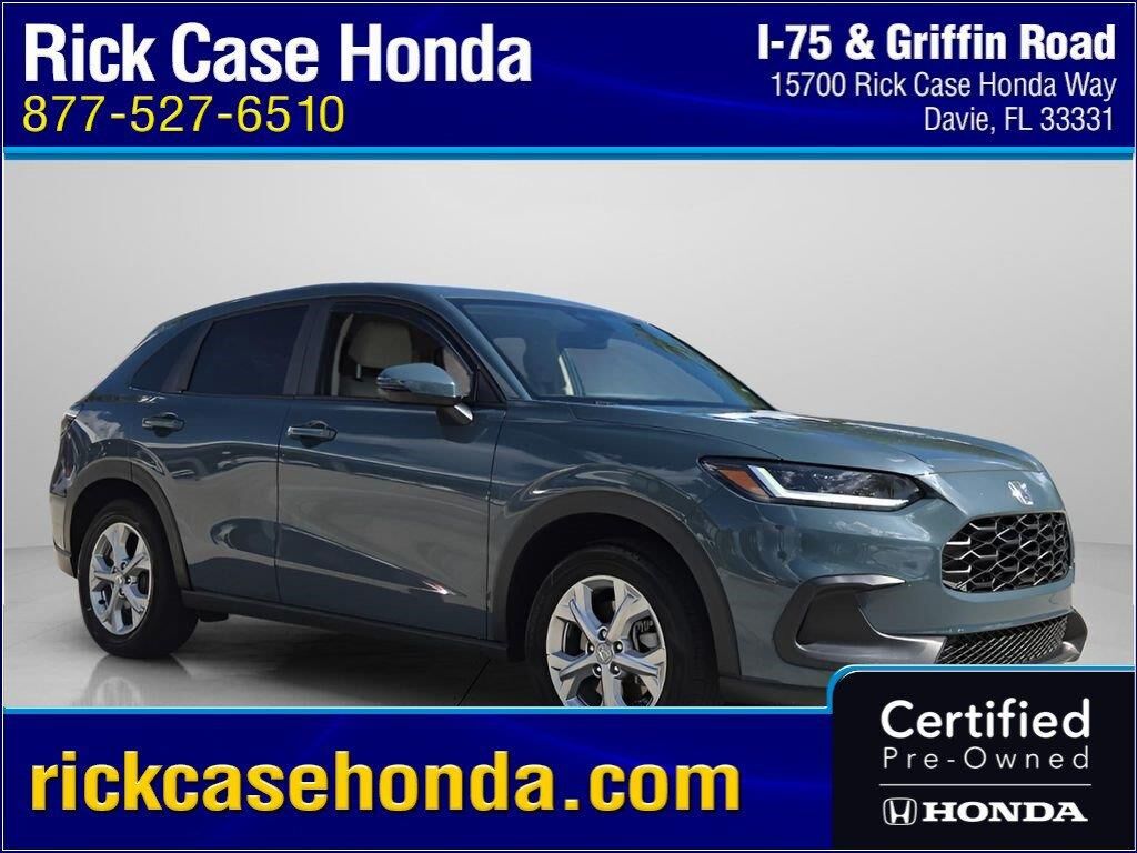 2025 Honda HR-V LX — photo 1 of 13