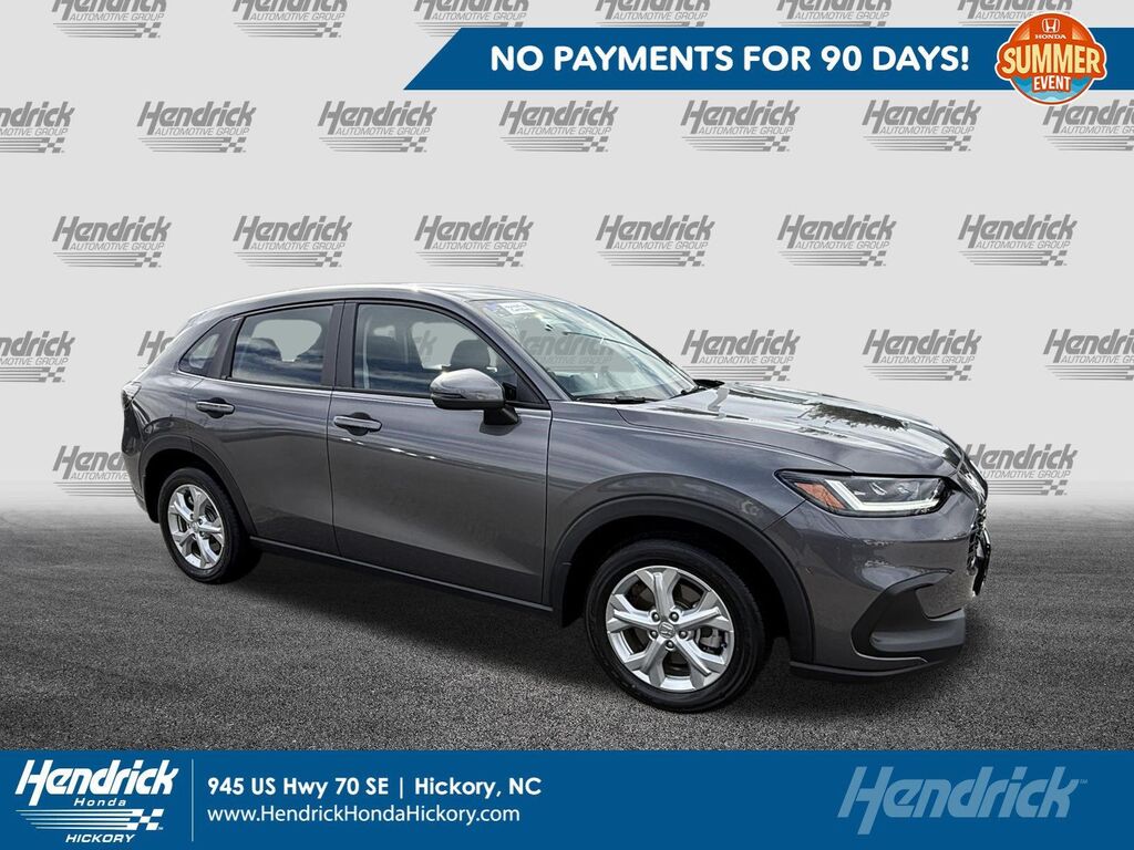 2025 Honda HR-V LX — photo 1 of 13