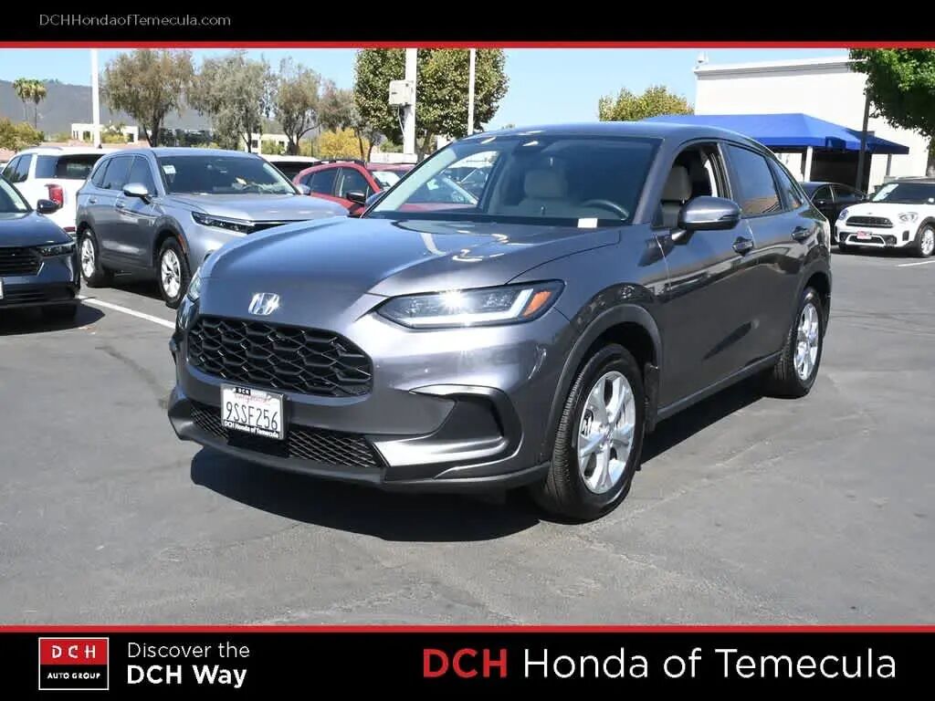 2025 Honda HR-V LX — photo 1 of 13