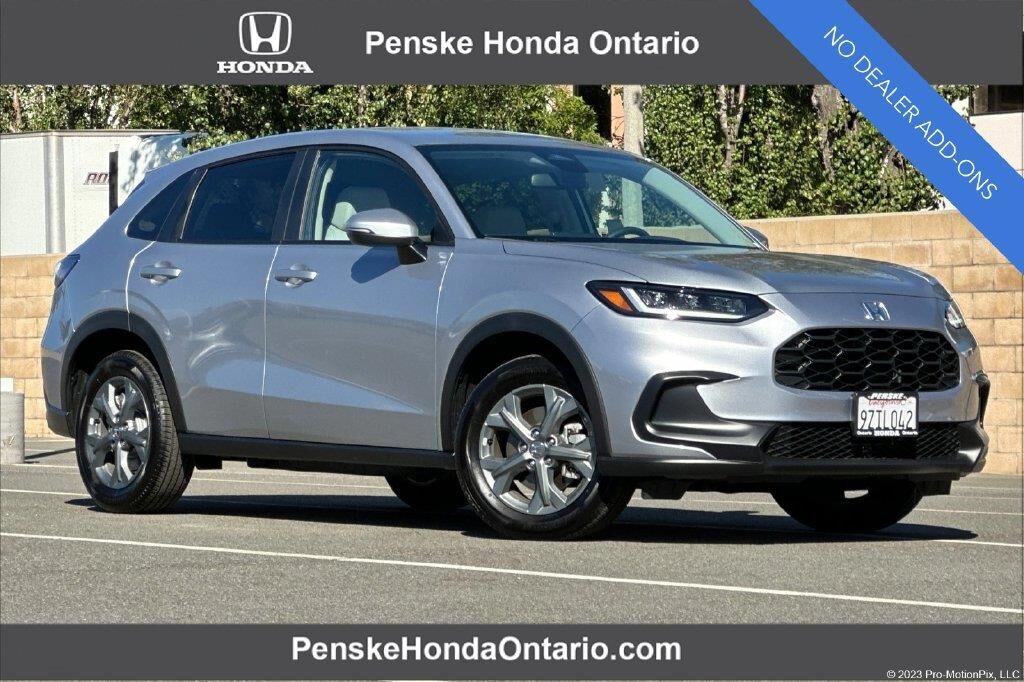 2027 Honda HR-V LX — photo 1 of 13