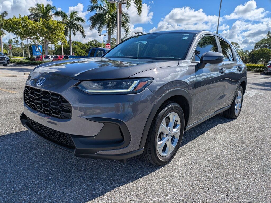 2024 Honda HR-V LX — photo 1 of 13