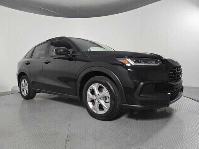 2024 Honda HR-V LX — photo 1 of 13