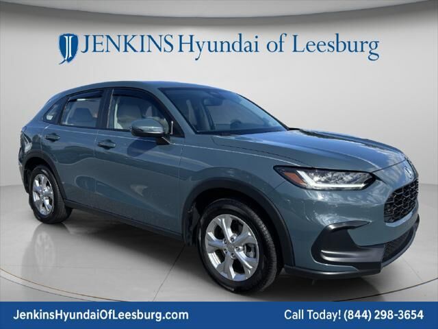 2025 Honda HR-V LX