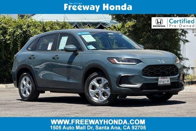 2025 Honda HR-V LX — photo 1 of 13