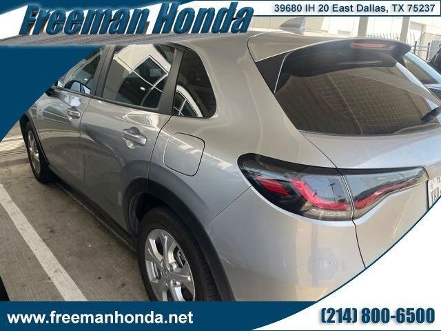 2025 Honda HR-V LX — photo 1 of 1