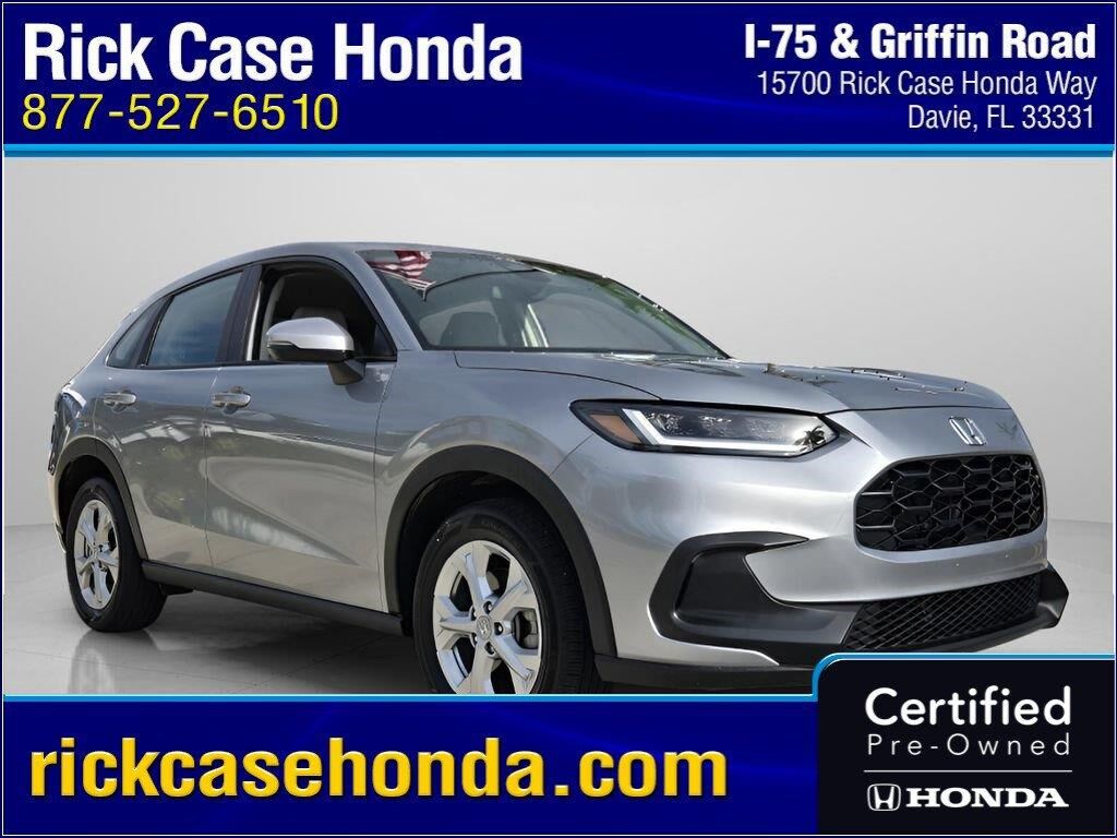 2025 Honda HR-V LX — photo 1 of 13