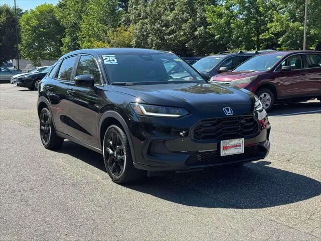 2025 Honda HR-V Sport — photo 1 of 13