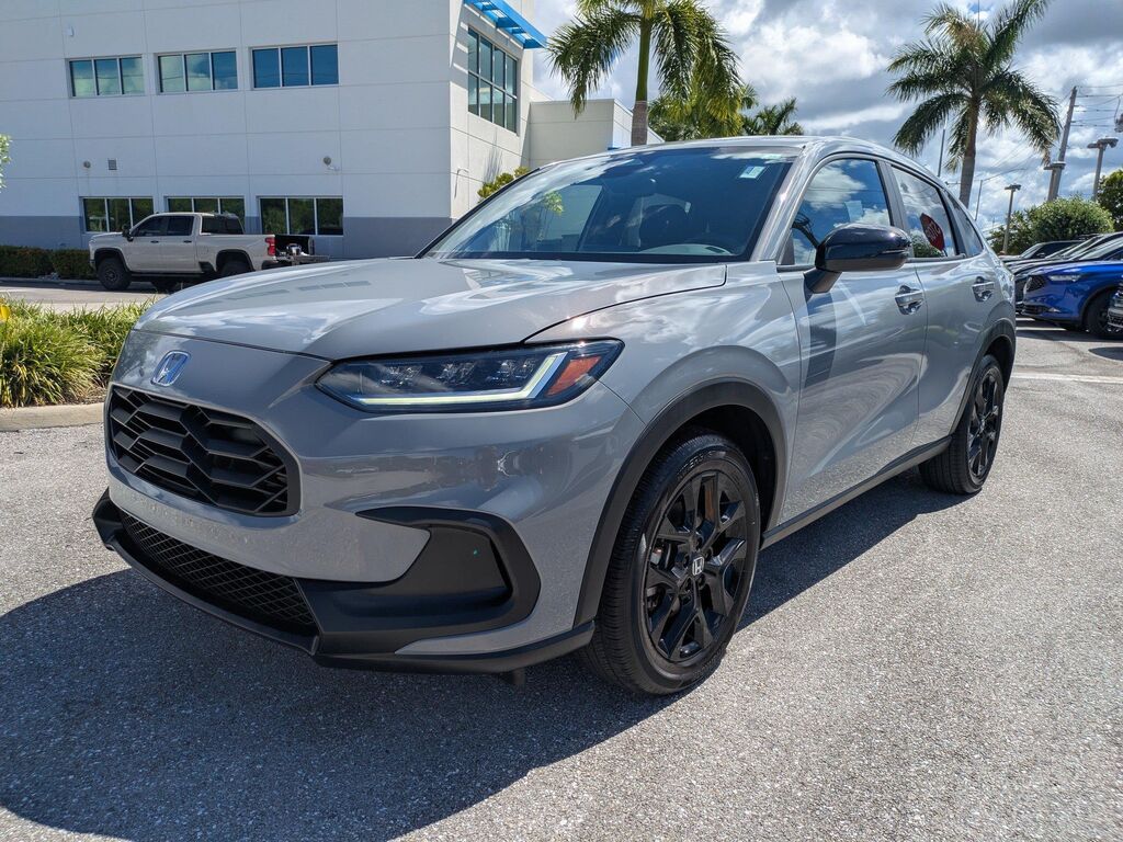 2024 Honda HR-V Sport — photo 1 of 13