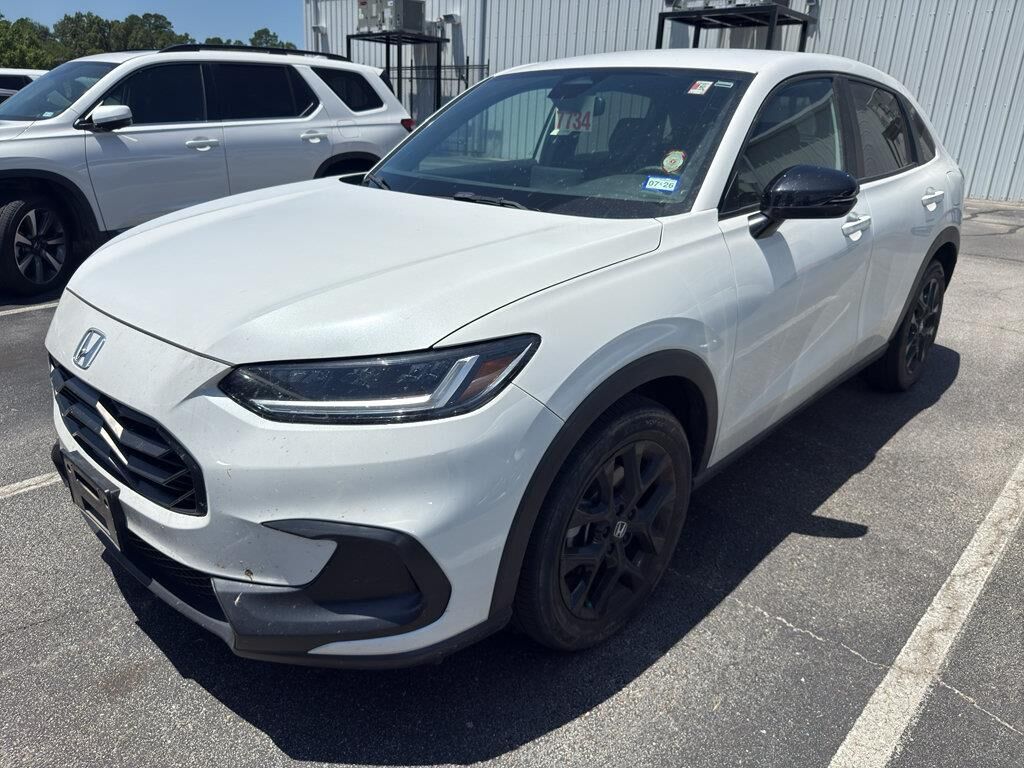 2024 Honda HR-V Sport — photo 1 of 8