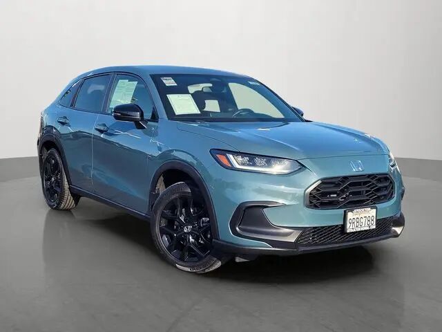 2025 Honda HR-V Sport — photo 1 of 13