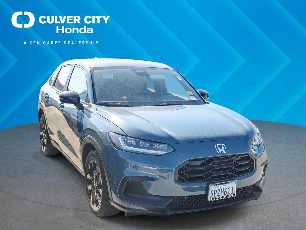 2025 Honda HR-V Sport — photo 1 of 13