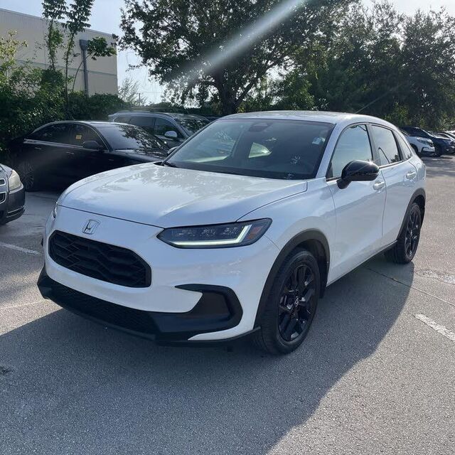 2024 Honda HR-V Sport — photo 1 of 8