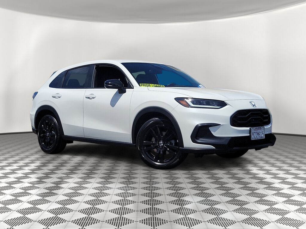 2027 Honda HR-V Sport 2WD — photo 1 of 7