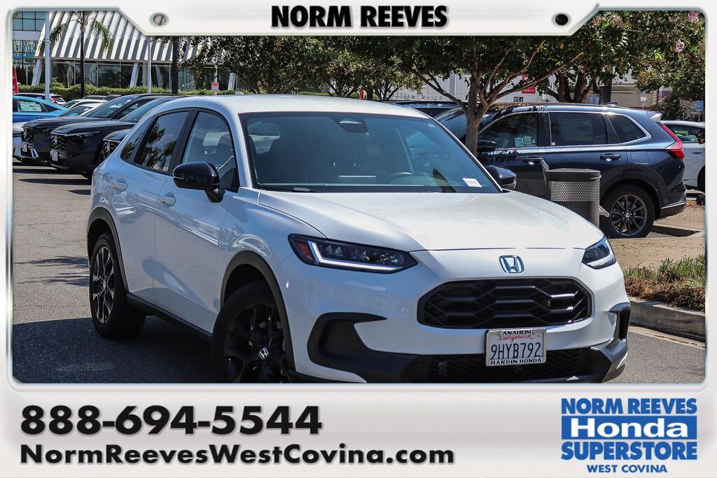 2024 Honda HR-V 5DR 2WD SPORT — photo 1 of 6