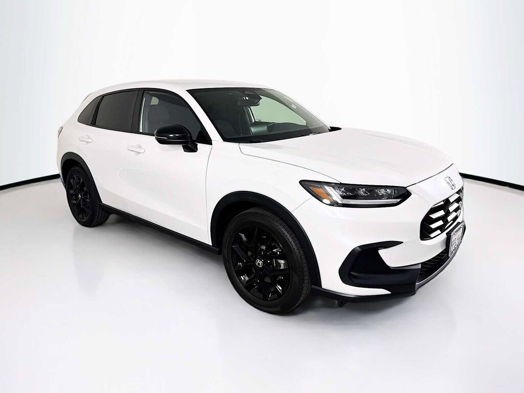 2025 Honda HR-V 2WD SPORT — photo 1 of 7