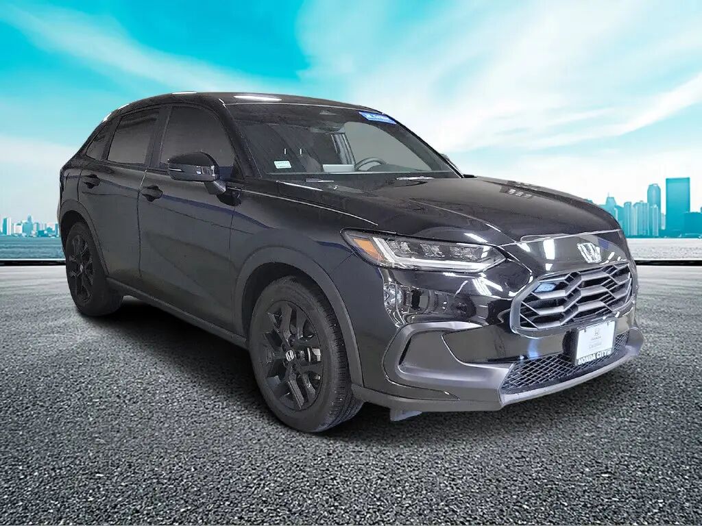 2025 Honda HR-V Sport — photo 1 of 13