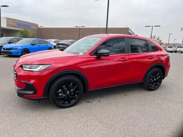 2025 Honda HR-V Sport — photo 1 of 13