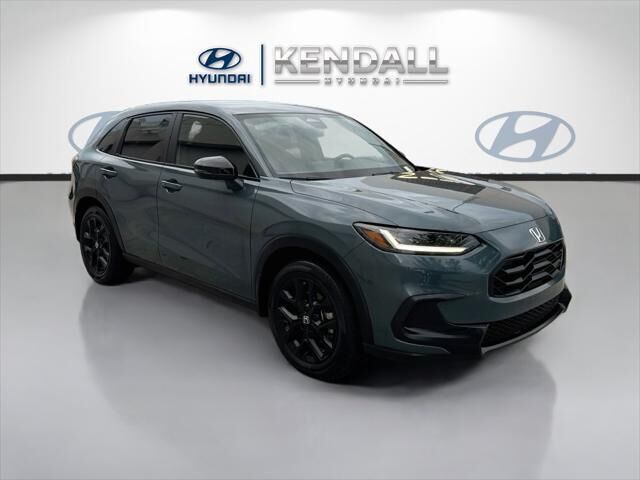 2025 Honda HR-V Sport — photo 1 of 13