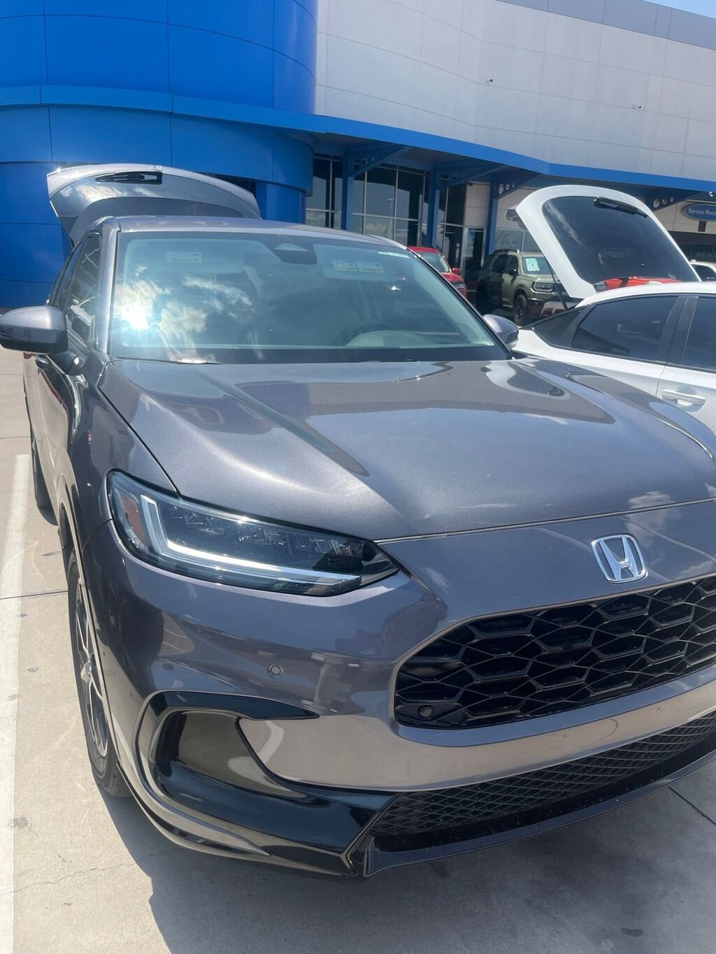 2025 Honda HR-V 2WD EX-L — photo 1 of 7