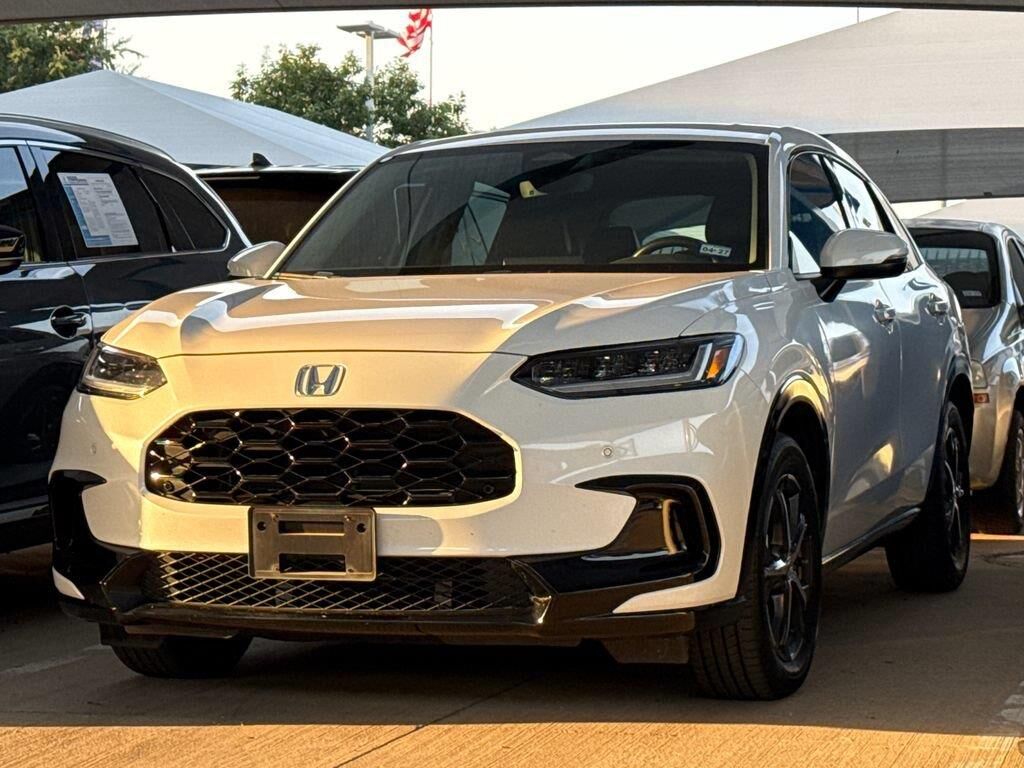 2024 Honda HR-V EX-L — photo 1 of 11
