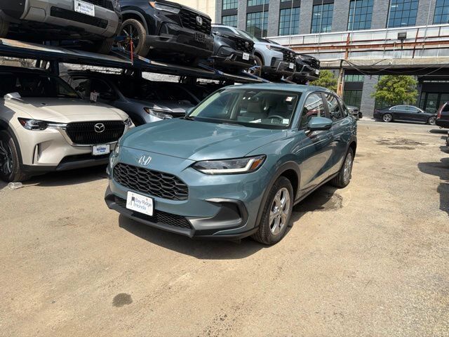 2024 Honda HR-V 5DR AWD LX — photo 1 of 7