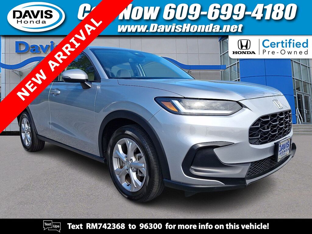 2024 Honda HR-V 5DR AWD LX — photo 1 of 7