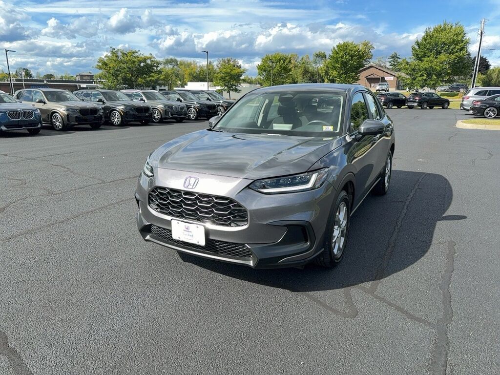 2024 Honda HR-V 5DR AWD LX — photo 1 of 7