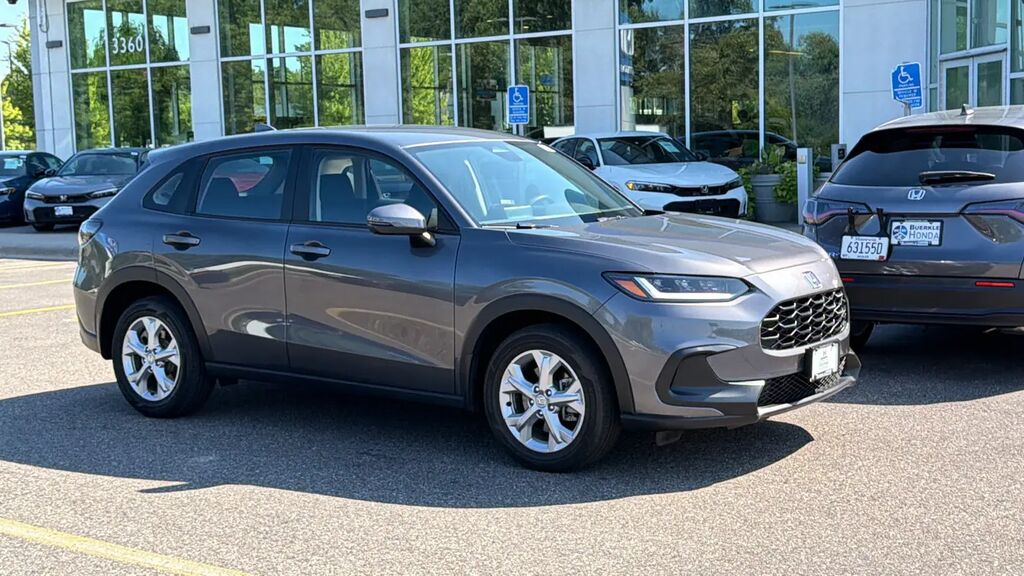 2024 Honda HR-V LX — photo 1 of 13