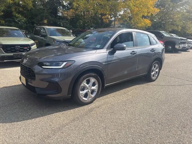 2025 Honda HR-V LX