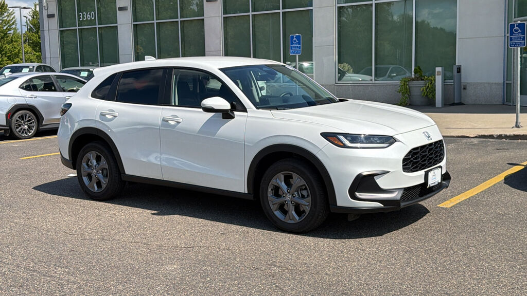 2026 Honda HR-V AWD LX — photo 1 of 7