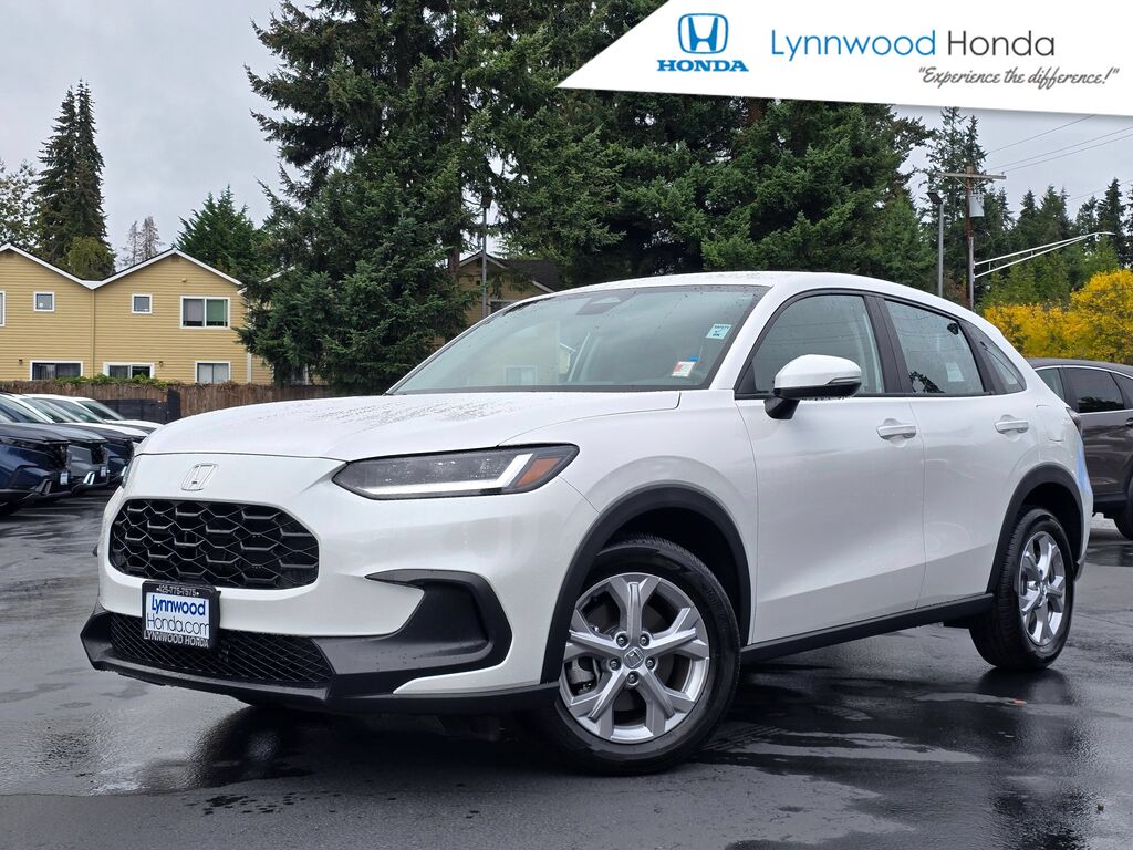 2025 Honda HR-V AWD LX — photo 1 of 7
