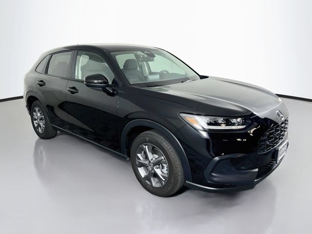 2026 Honda HR-V AWD LX — photo 1 of 7
