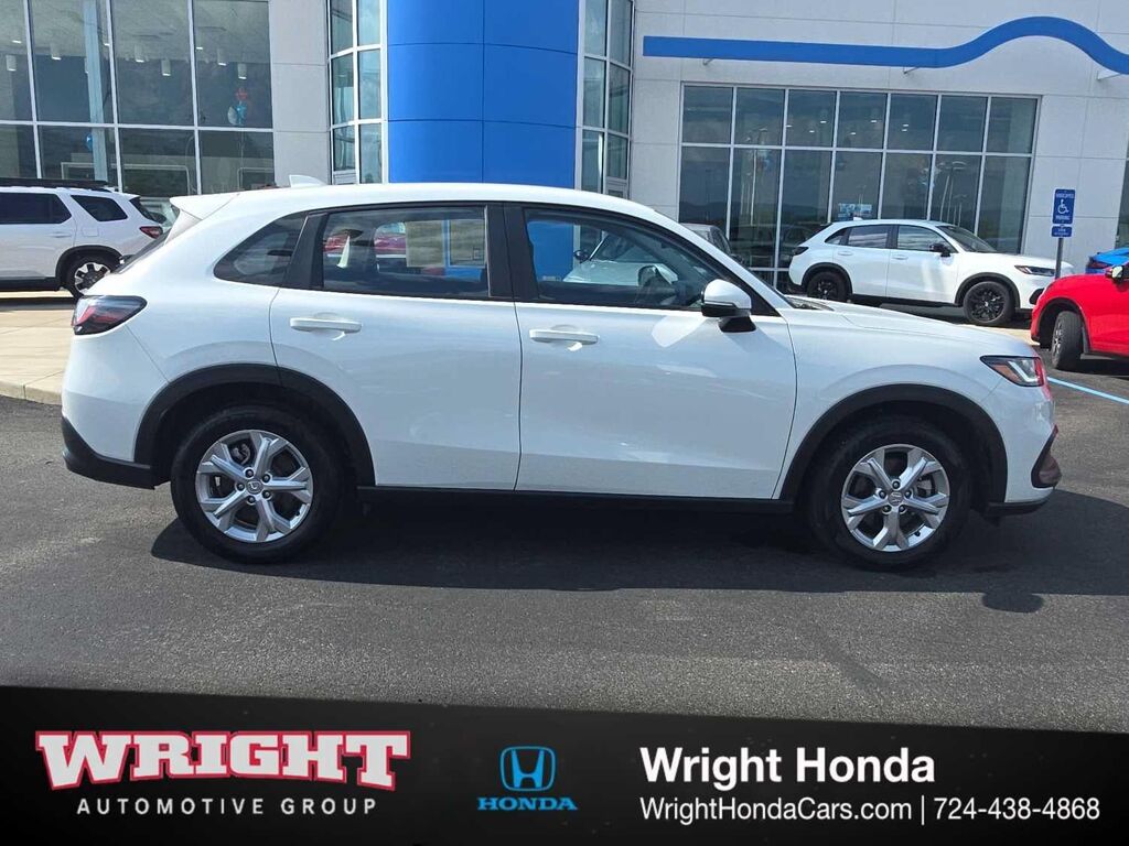 2024 Honda HR-V LX — photo 1 of 13