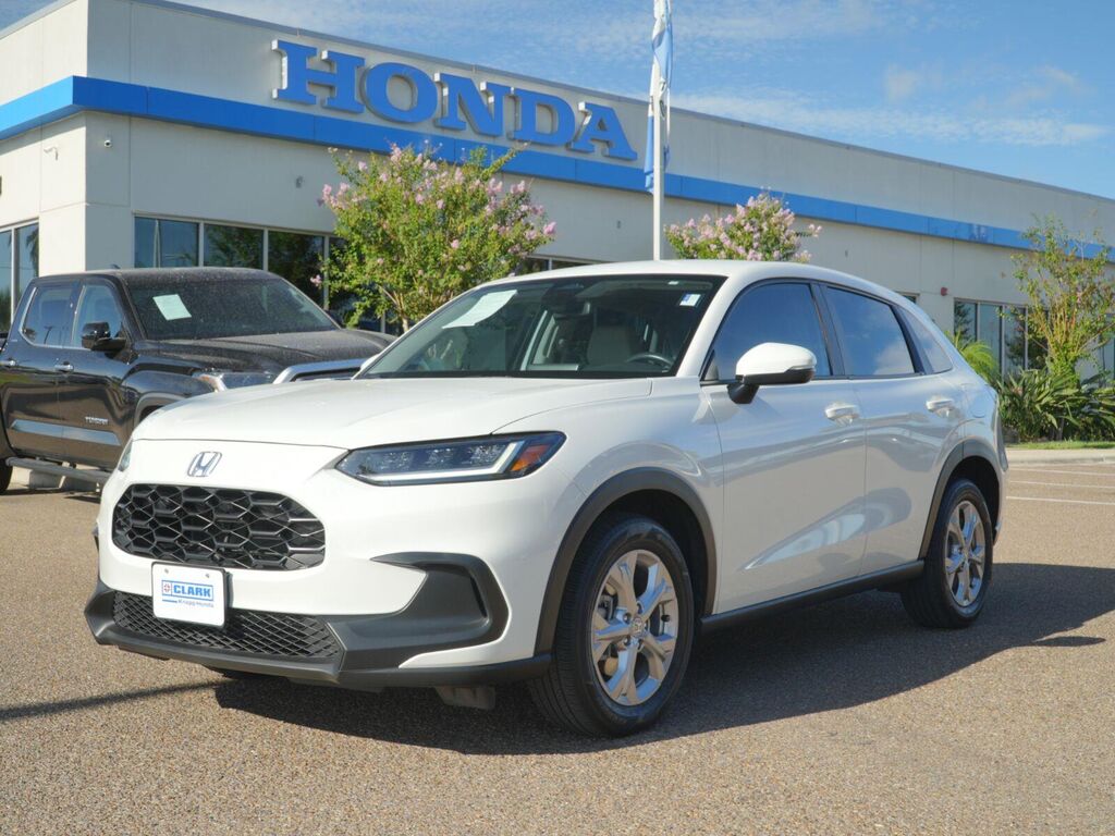 2024 Honda HR-V LX — photo 1 of 13