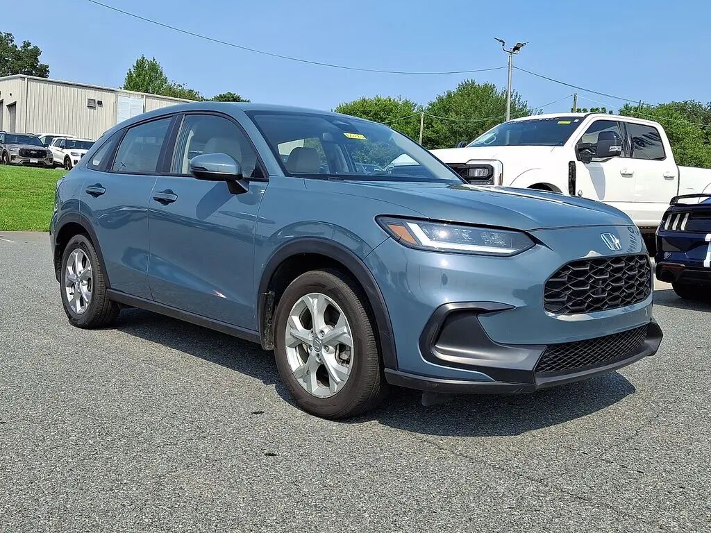2025 Honda HR-V LX — photo 1 of 27