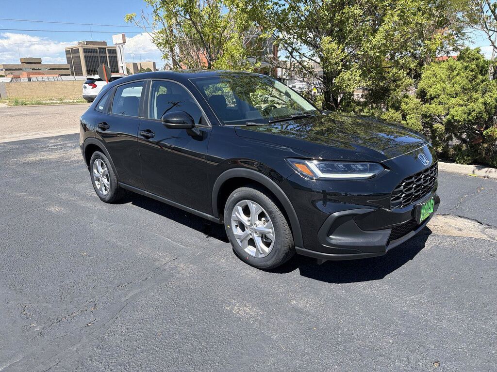 2023 Honda HR-V AWD LX — photo 1 of 7