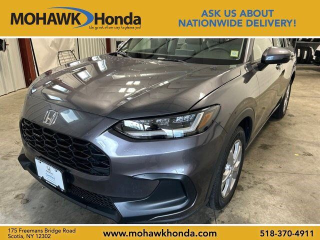 2024 Honda HR-V 5DR AWD LX — photo 1 of 7