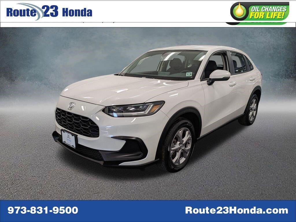 2025 Honda HR-V LX — photo 1 of 1