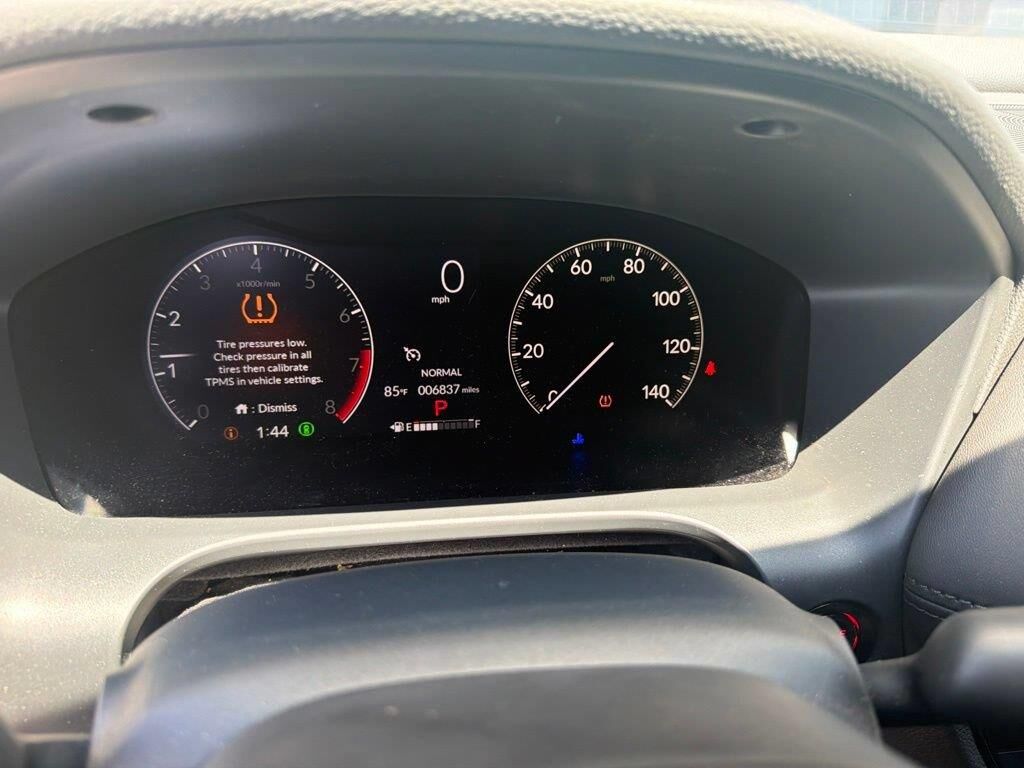 2026 Honda HR-V LX — photo 1 of 14