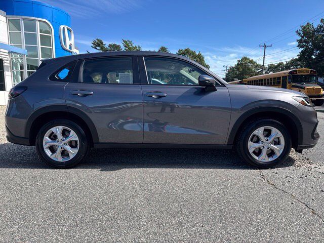 2025 Honda HR-V AWD LX