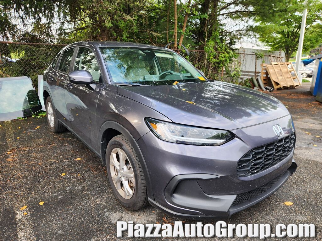 2024 Honda HR-V 5DR AWD LX — photo 1 of 7