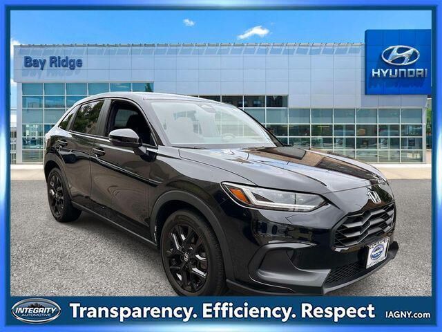 2023 Honda HR-V Sport — photo 1 of 13