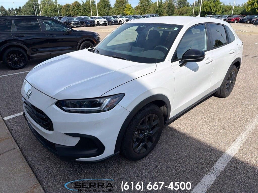 2024 Honda HR-V Sport — photo 1 of 10