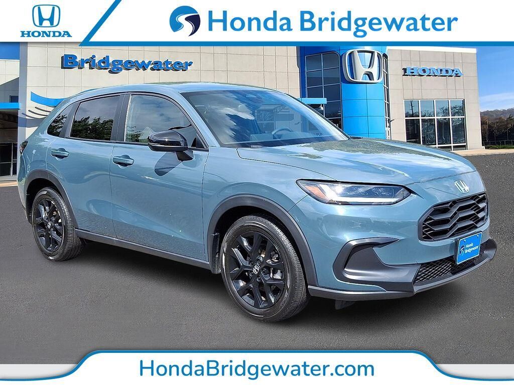2024 Honda HR-V Sport — photo 1 of 13