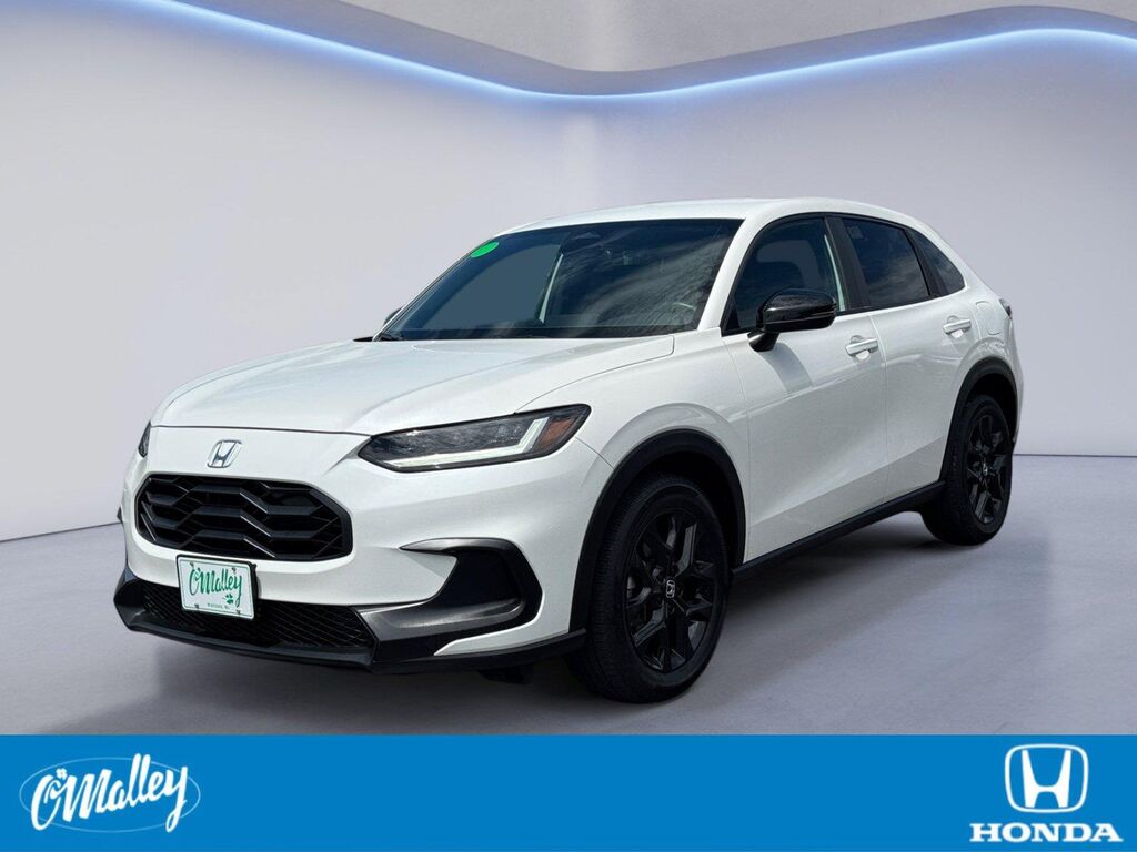 2024 Honda HR-V Sport — photo 1 of 13