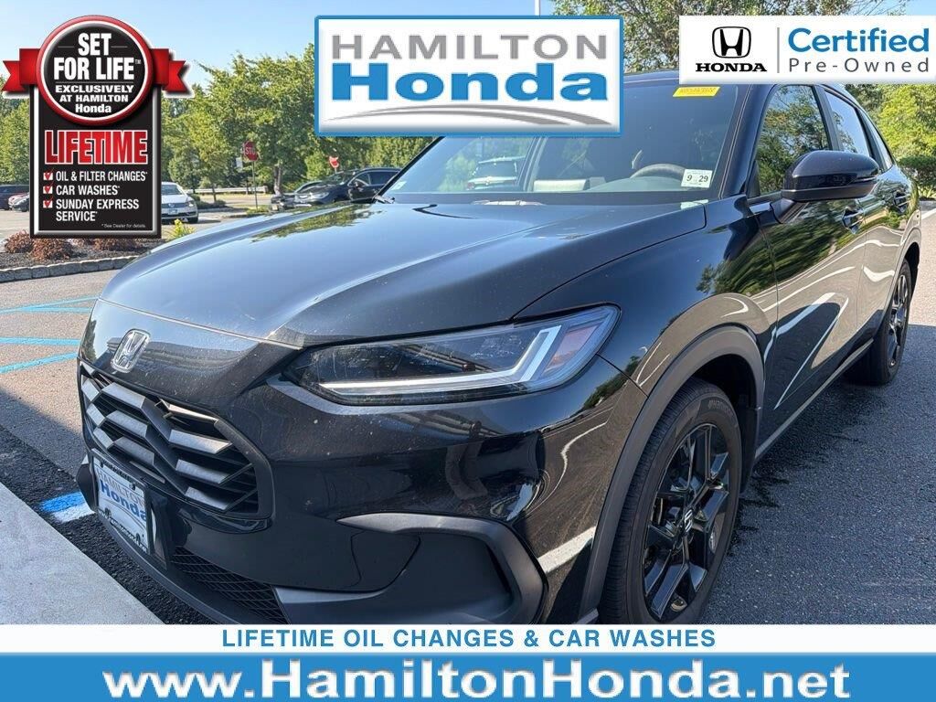 2025 Honda HR-V Sport — photo 1 of 13