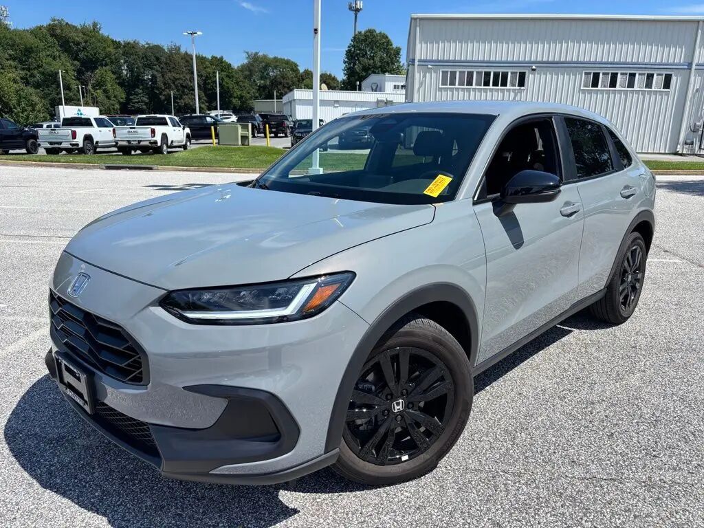 2027 Honda HR-V Sport — photo 1 of 13