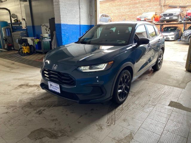 2024 Honda HR-V 5DR AWD SPORT — photo 1 of 7