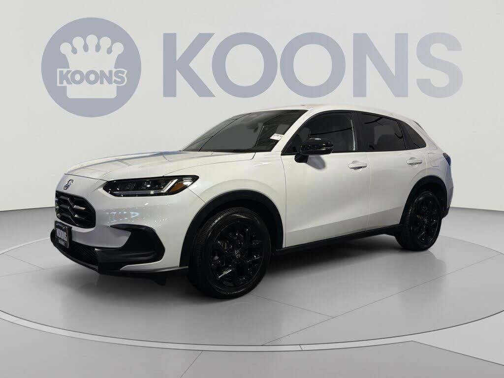 2024 Honda HR-V Sport — photo 1 of 17