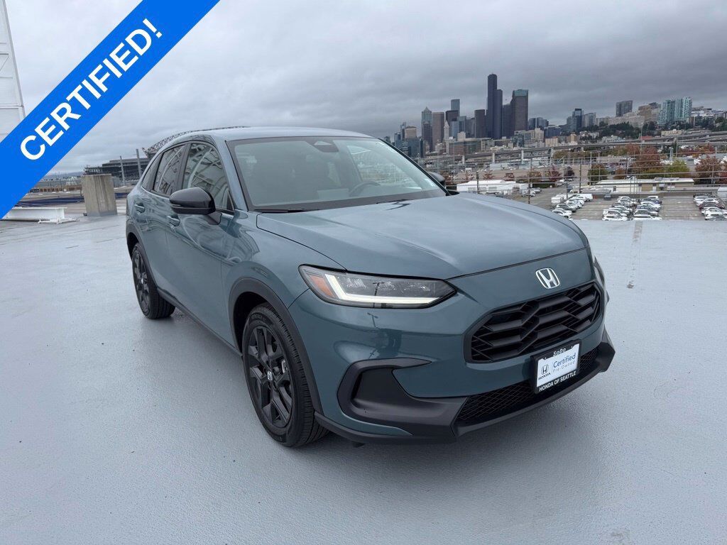 2025 Honda HR-V AWD SPORT — photo 1 of 7